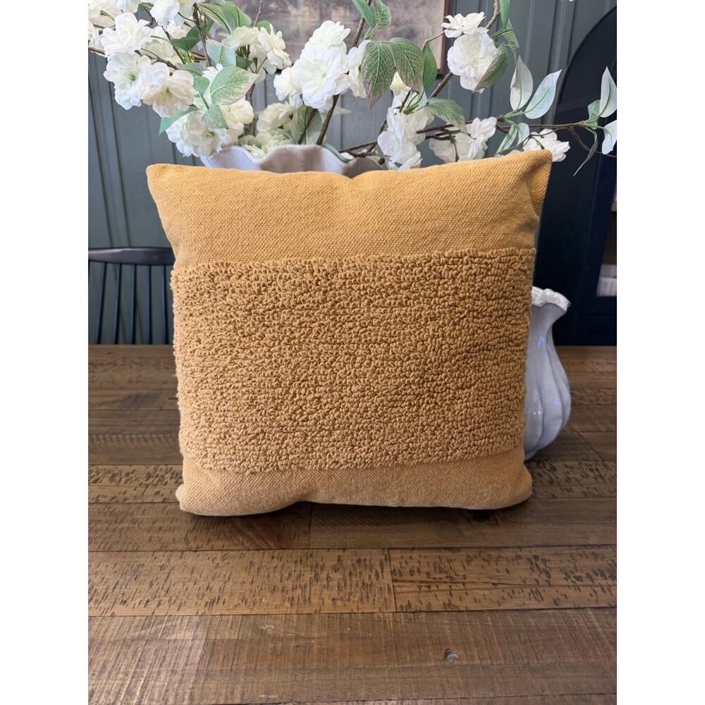 NWT Sealed bag THRESHOLD Cotton Tufted Square Gold Throw Pillow Mustard Yellow